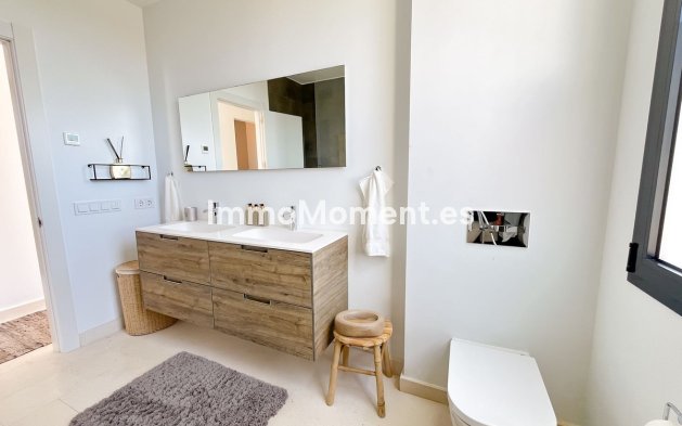 Reventa - Villa independiente - Marbella - Cabopino