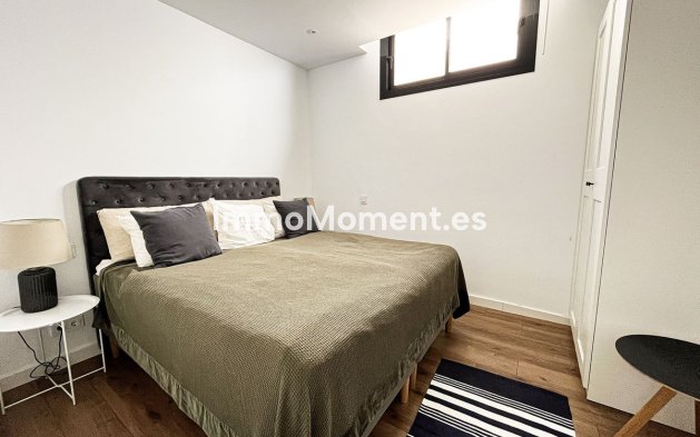 Reventa - Villa independiente - Marbella - Cabopino