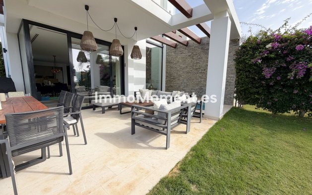 Reventa - Villa independiente - Marbella - Cabopino