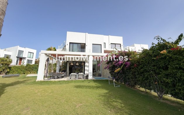 Reventa - Villa independiente - Marbella - Cabopino