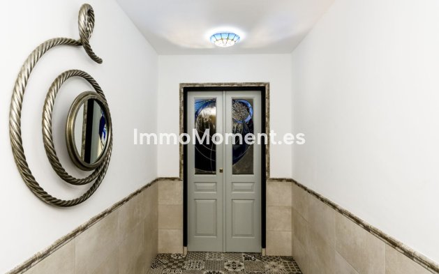 Resale - Townhouse - Estepona - Estepona Centro