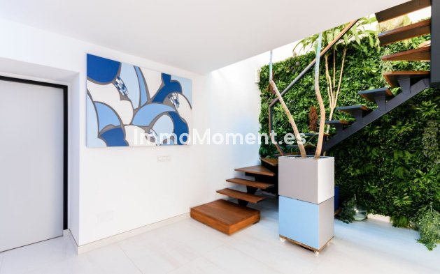 Resale - Townhouse - Estepona - Estepona Centro