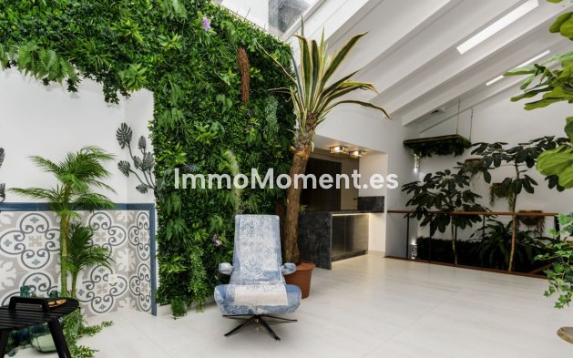 Resale - Townhouse - Estepona - Estepona Centro