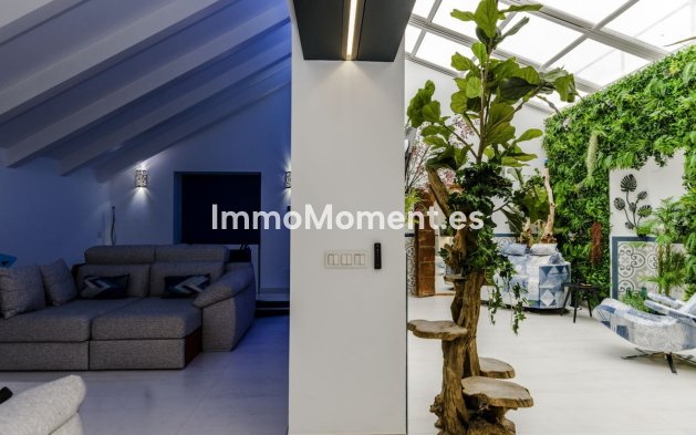 Resale - Townhouse - Estepona - Estepona Centro