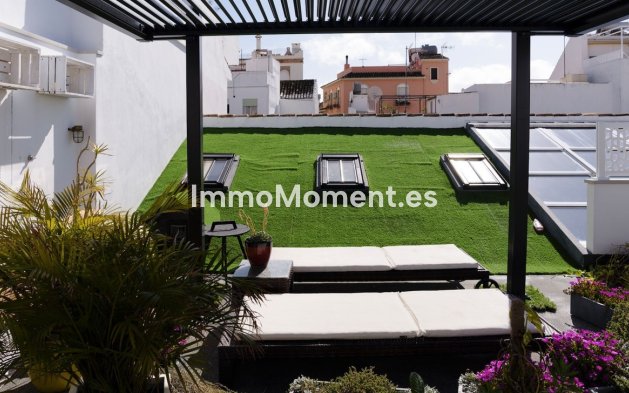 Resale - Townhouse - Estepona - Estepona Centro