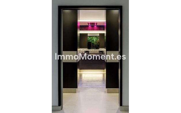 Resale - Townhouse - Estepona - Estepona Centro