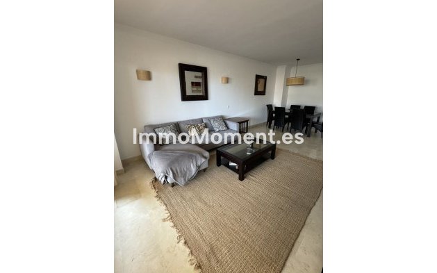 Resale - Apartment - Marbella - Elviria