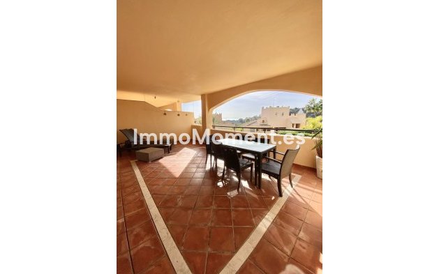 Resale - Apartment - Marbella - Elviria