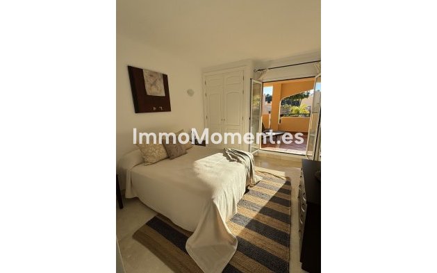 Resale - Apartment - Marbella - Elviria
