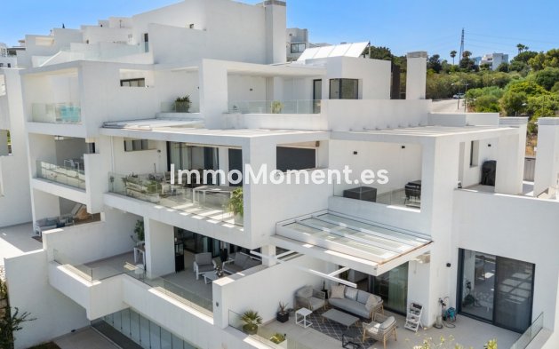 Resale - Apartment - Estepona - Estepona Centro
