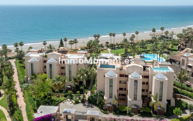 Resale - Apartment - Estepona - Costalita