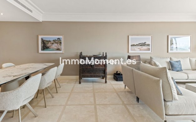 Resale - Apartment - Estepona - Costalita