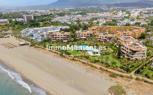 Resale - Apartment - Estepona - Costalita
