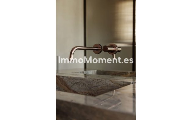 Resale - Detached villa - Marbella - Nueva Andalucía