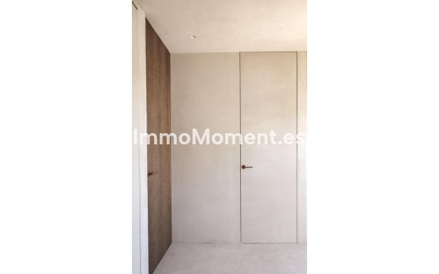 Resale - Detached villa - Marbella - Nueva Andalucía