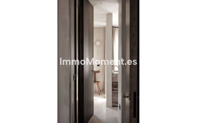 Resale - Detached villa - Marbella - Nueva Andalucía