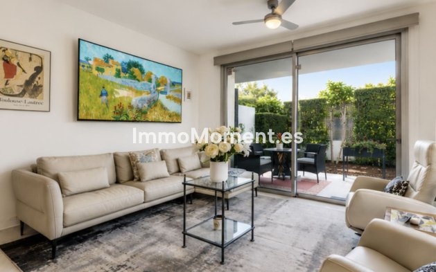 Resale - Apartment - Estepona - Bel Air