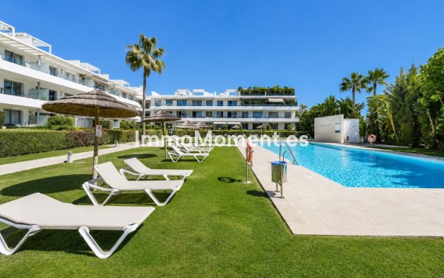 Resale - Apartment - Estepona - Bel Air