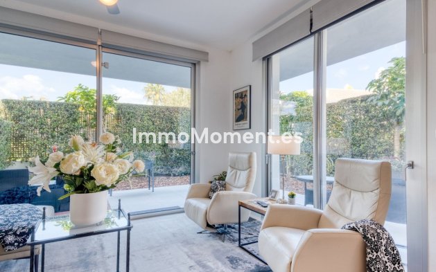 Resale - Apartment - Estepona - Bel Air