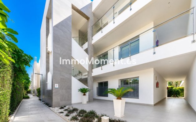 Resale - Apartment - Estepona - Bel Air