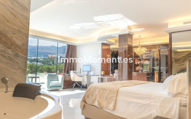 Wiederverkauf - Freistehende Villa - Benalmadena - Torrequebrada