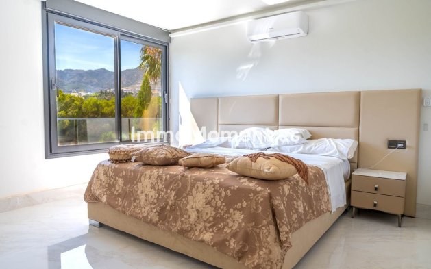 Wiederverkauf - Freistehende Villa - Benalmadena - Torrequebrada