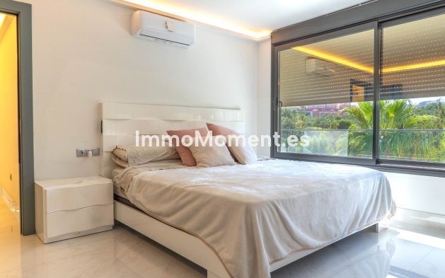 Wiederverkauf - Freistehende Villa - Benalmadena - Torrequebrada