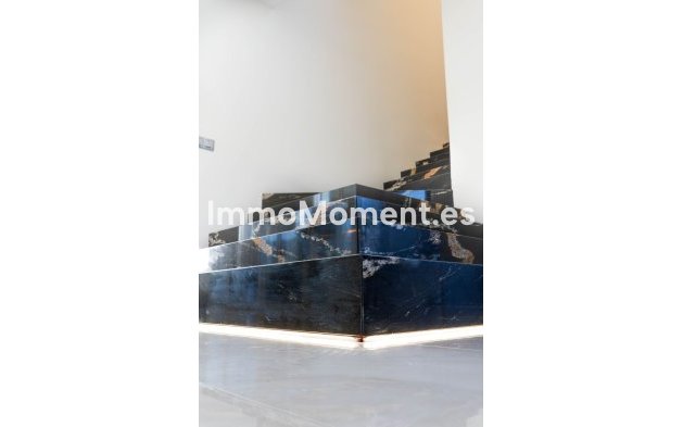 Wiederverkauf - Freistehende Villa - Benalmadena - Torrequebrada
