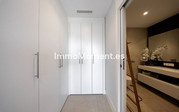 Resale - Apartment - Benahavís - La Quinta