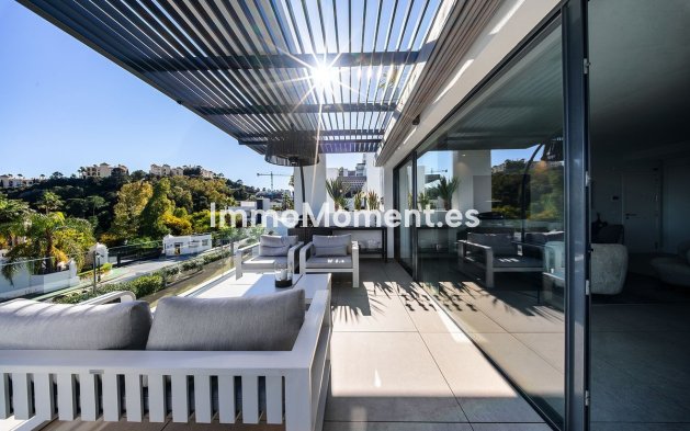 Resale - Apartment - Benahavís - La Quinta