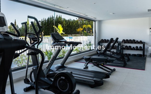 Resale - Apartment - Benahavís - La Quinta