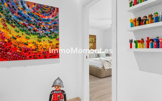 Resale - Apartment - Benahavís - Benahavís Centro