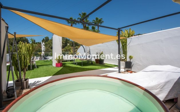 Resale - Apartment - Benahavís - Benahavís Centro