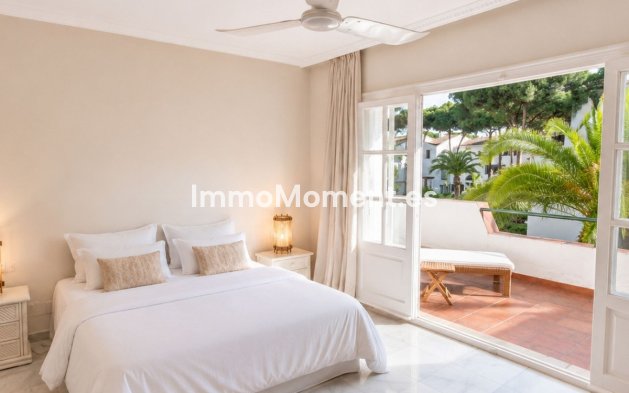 Resale - Apartment - Estepona - Estepona Centro