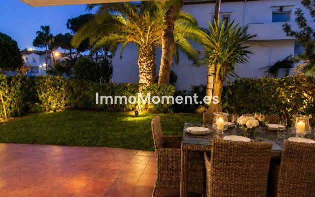 Resale - Apartment - Estepona - Estepona Centro