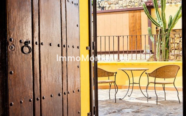 Reventa - Villa independiente - Manilva - La Duquesa