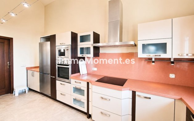 Reventa - Villa independiente - Manilva - La Duquesa