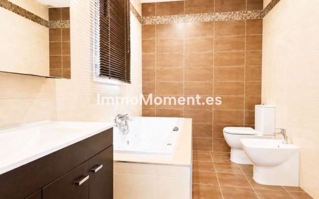Reventa - Villa independiente - Manilva - La Duquesa
