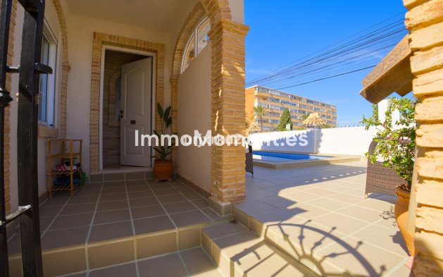 Revente - Villa individuelle - Torrevieja - Torrevieja Centro