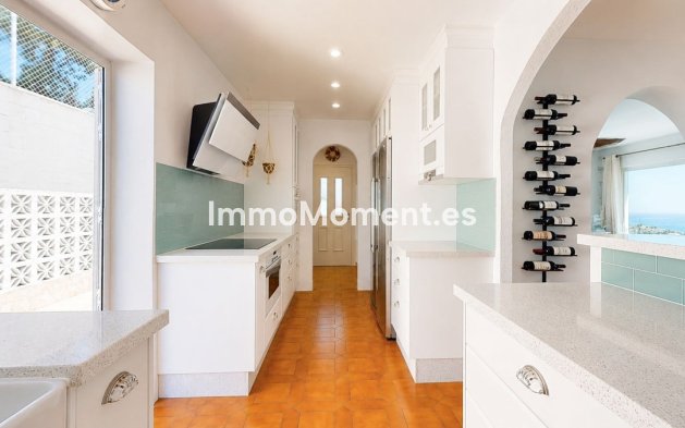 Wiederverkauf - Freistehende Villa - Benalmadena - Benalmadena Centro