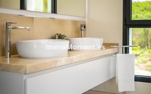 Bestaande woning - Vrijstaande villa - Marbella - Nueva Andalucía