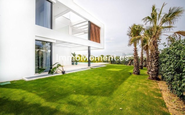 Bestaande woning - Vrijstaande villa - Marbella - Nueva Andalucía