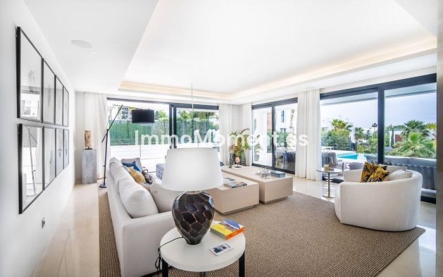 Bestaande woning - Vrijstaande villa - Marbella - Nueva Andalucía