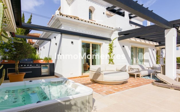 Wiederverkauf - Freistehende Villa - Marbella - Las Chapas