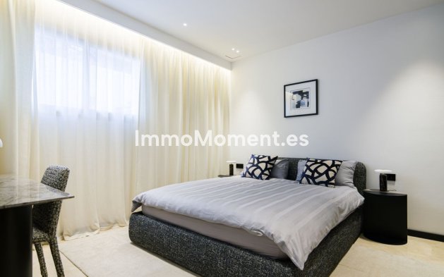 Wiederverkauf - Freistehende Villa - Marbella - Las Chapas
