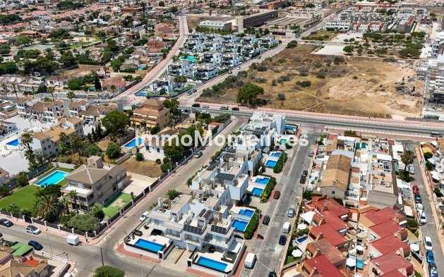 Wiederverkauf - Reihenhaus - Torrevieja - Torrevieja Centro