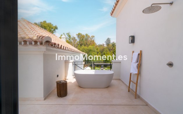 Wiederverkauf - Freistehende Villa - Marbella - Nueva Andalucía
