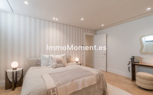 Wiederverkauf - Freistehende Villa - Marbella - Nueva Andalucía