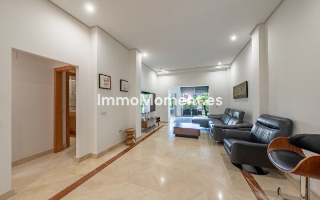 Wiederverkauf - Wohnung - Marbella - Puerto Banús