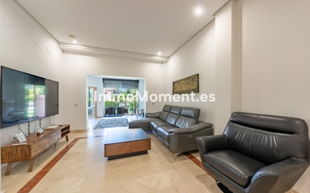 Wiederverkauf - Wohnung - Marbella - Puerto Banús